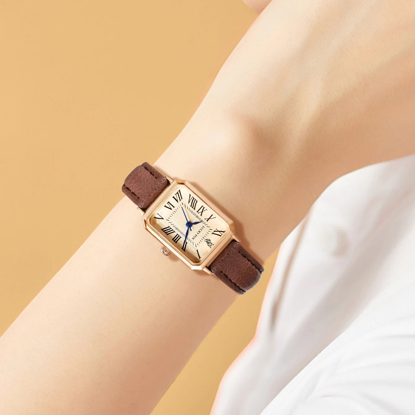 Fashion Retro Digital Dial Square Leather Strap Quartz Wristwatch