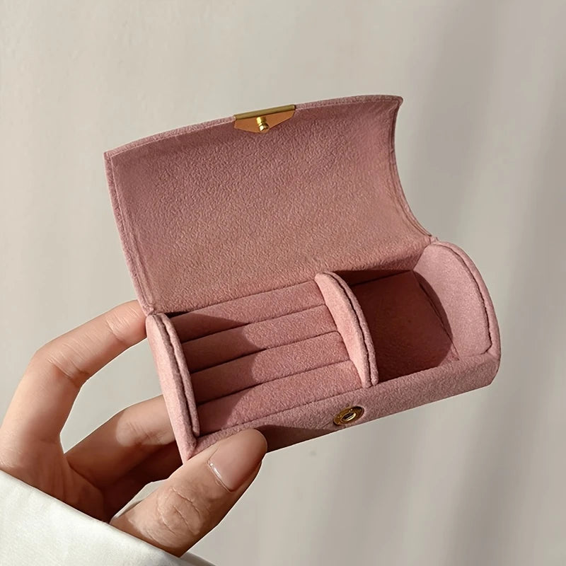 YelloTee luxury velvet jewelry organizer box for women, compact travel case with anti-tarnish storage for rings and accessories.