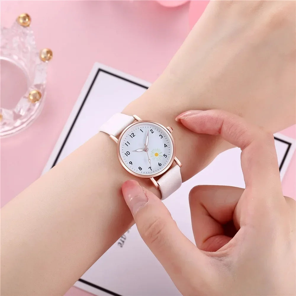 Trendy Ladies' Luminous Quartz Watch