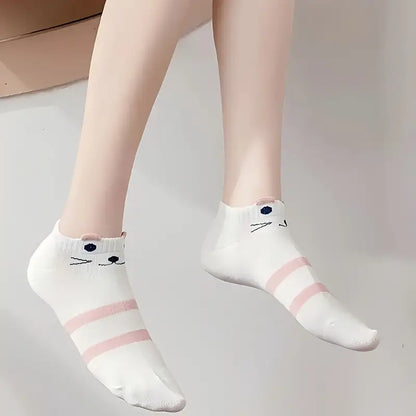 5 Pairs Women’s Cute Cartoon Cat Ankle Socks – Breathable Low-Cut Stockings