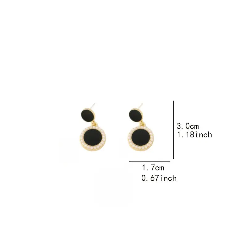 Double Black Round Design Dangle Earrings
