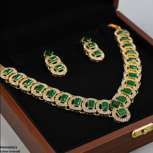 Yellotee FRN Rectangle Round Necklace Set Elegant Jewelry