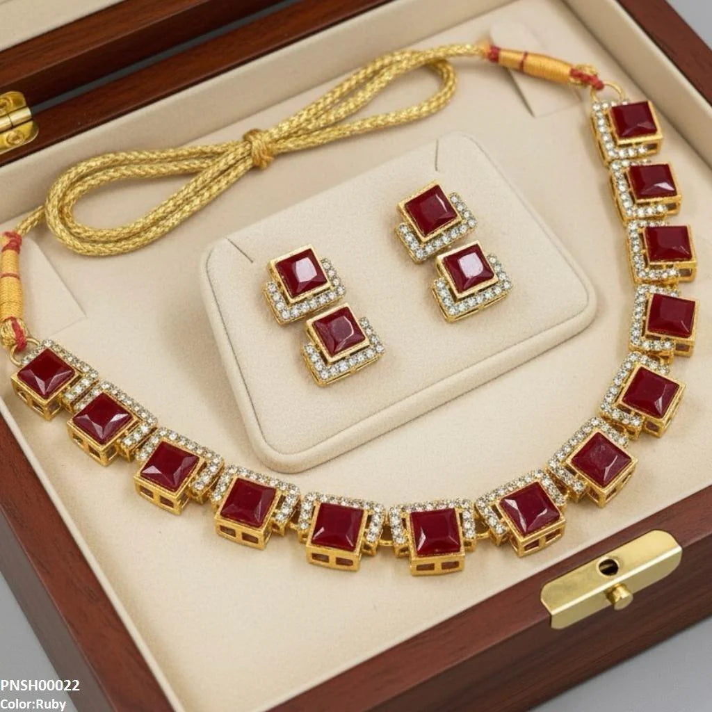 Yellotee FRN Square Necklace Set Elegant Jewelry