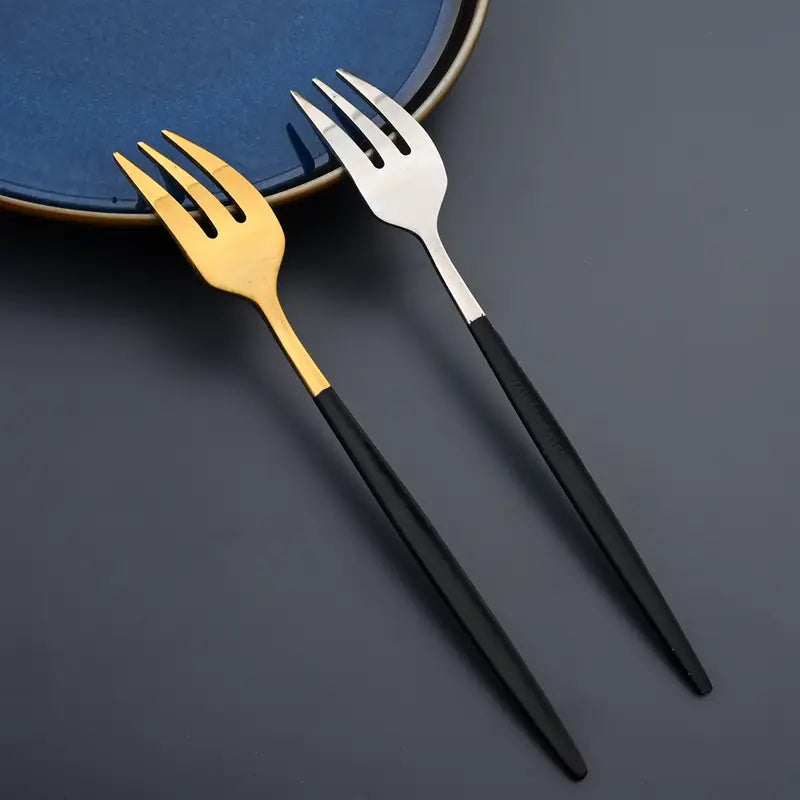 0-piece mirror-polished stainless steel cutlery set with knife, fork, and spoon